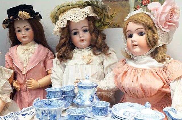 antique doll appraisal near me